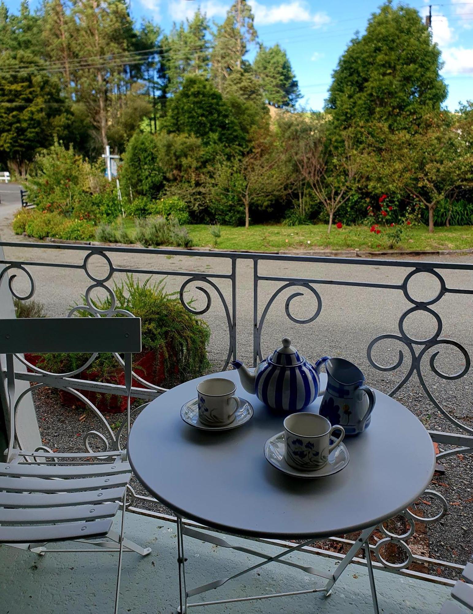 The Old Dairy Factory Bed & Breakfast Norsewood ภายนอก รูปภาพ